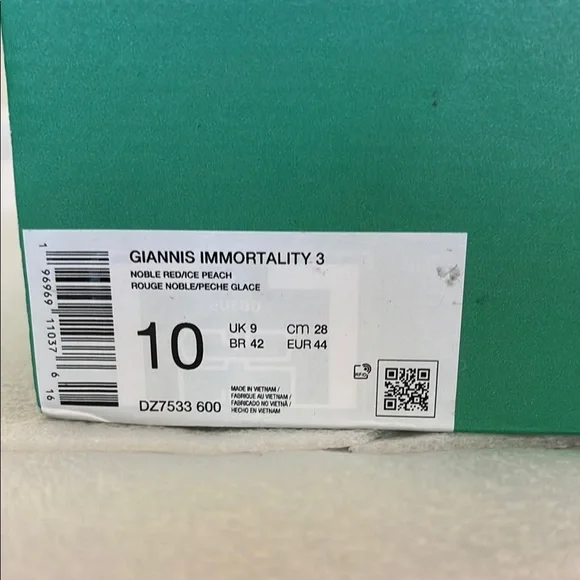 Nike Giannis Maroon and Pink Athletic Shoes - Picture 3 of 4